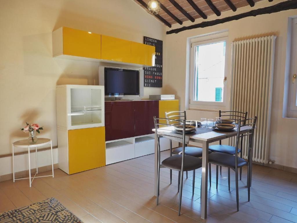Contrada House By Francigenaapartments Siena Luaran gambar
